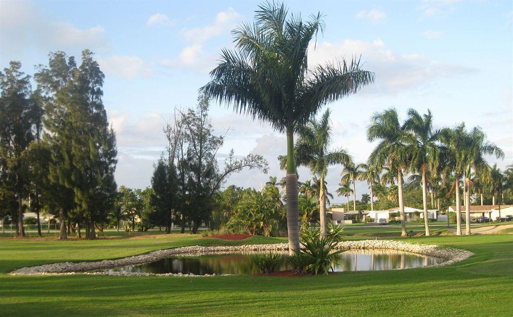 Hollywood Beach Golf Resort Eksteriør billede