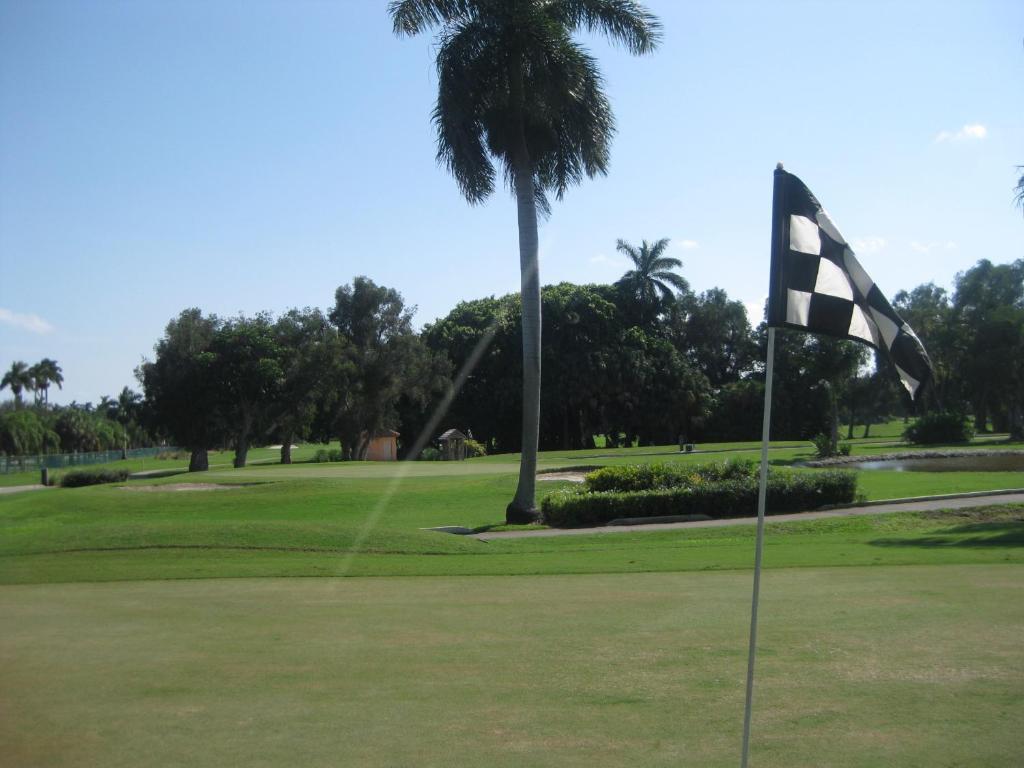 Hollywood Beach Golf Resort Eksteriør billede