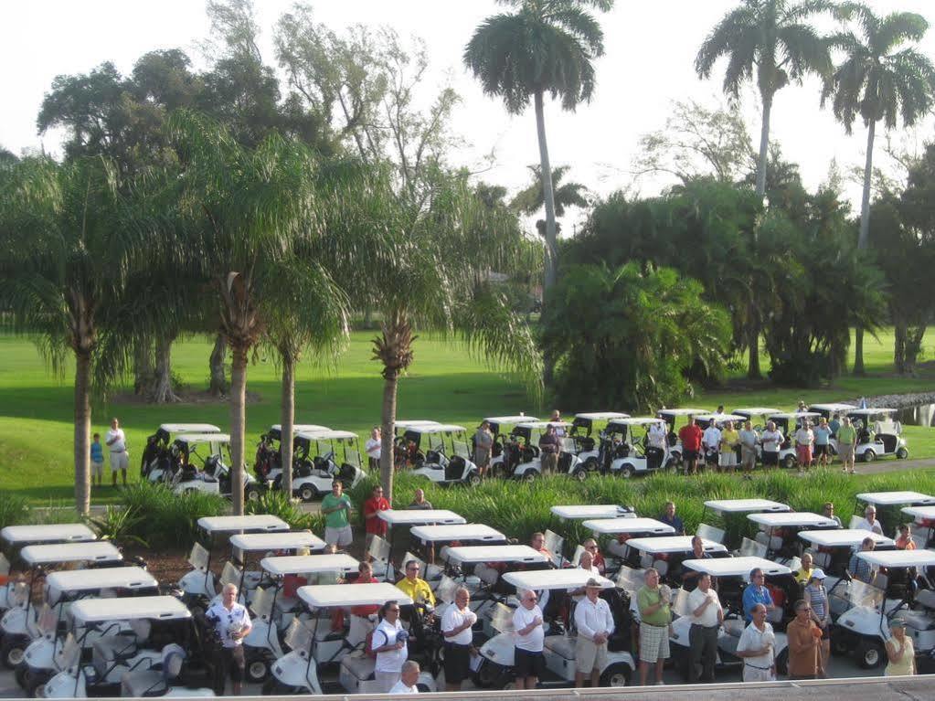 Hollywood Beach Golf Resort Eksteriør billede