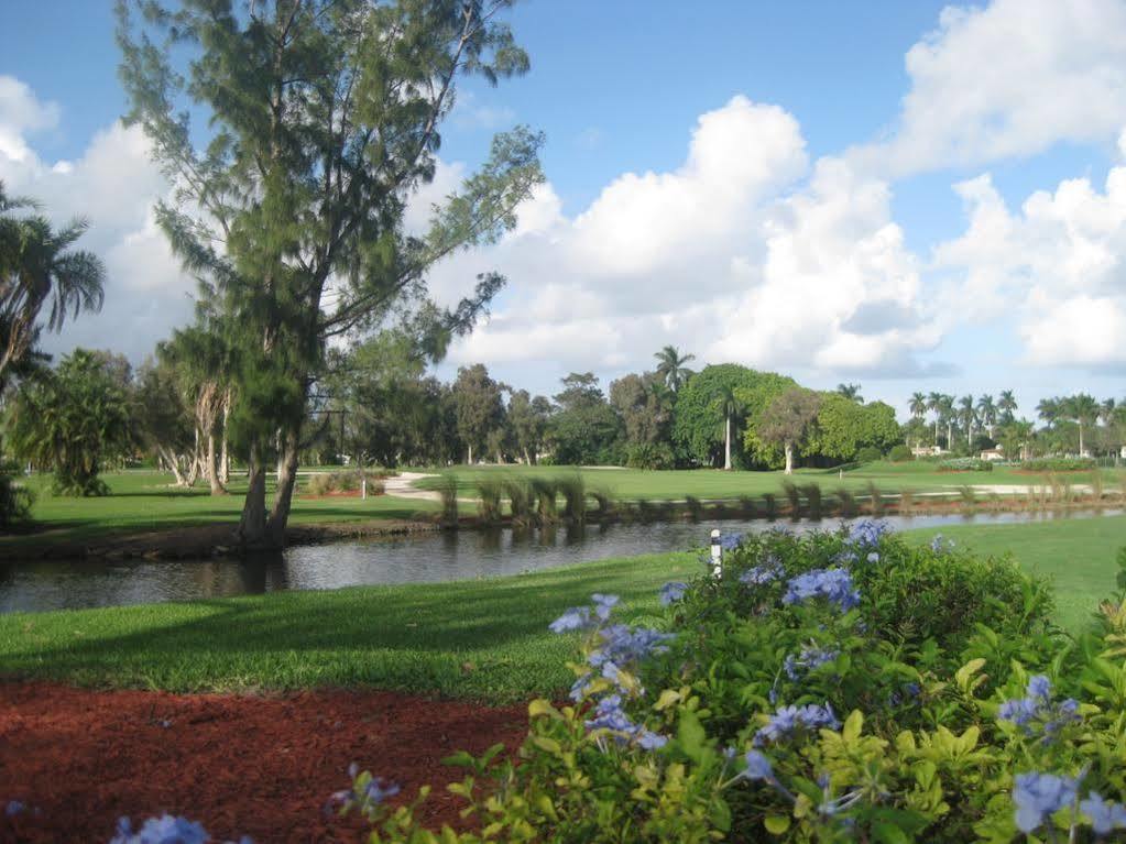 Hollywood Beach Golf Resort Eksteriør billede